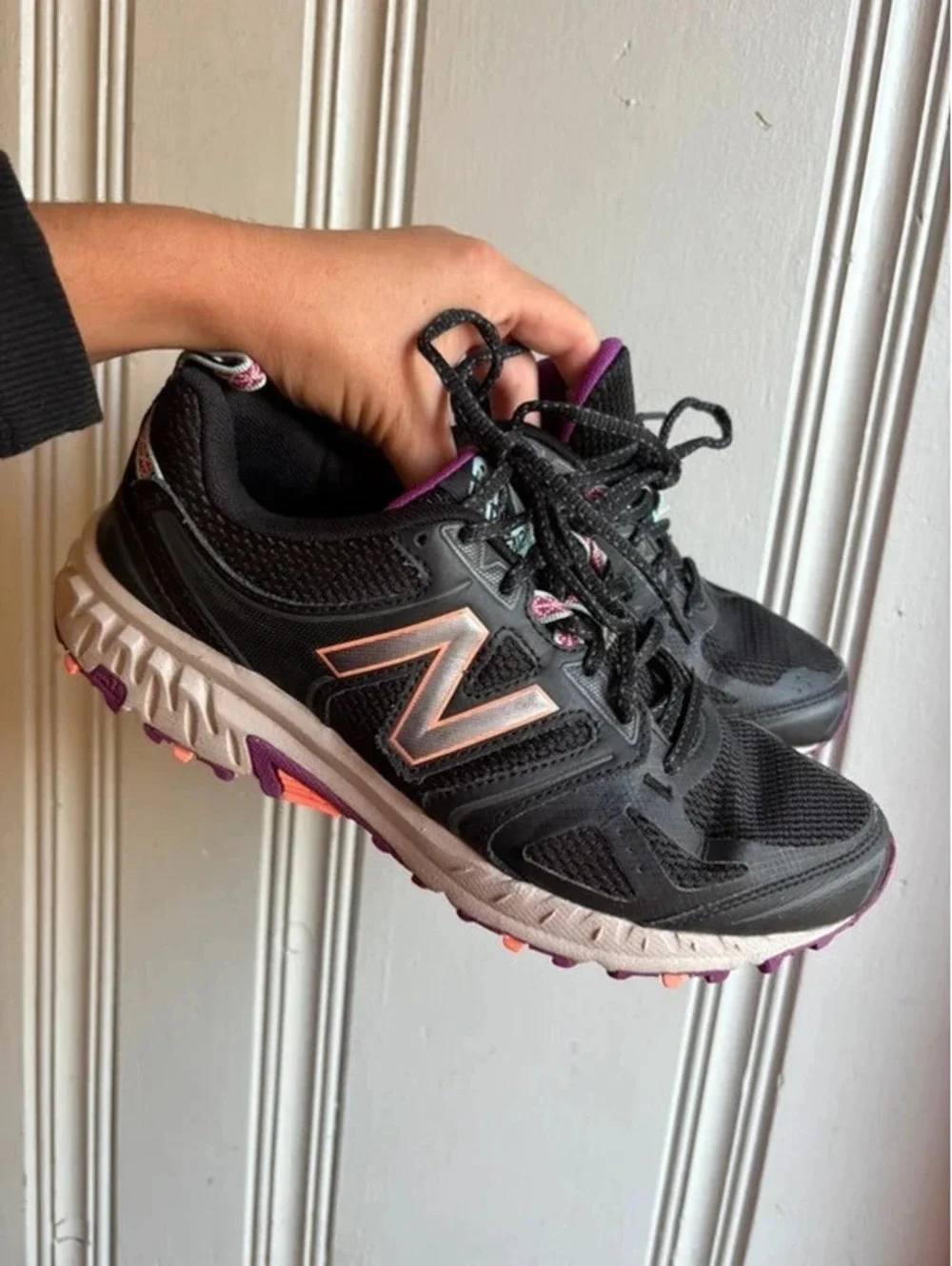 Womens size 7.5 New Balance 412 V3 Air All Terrain Trail Sneakers